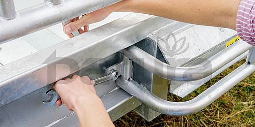 Dreipunkt-Schutzbügel für Viereckraufen Profi, Compact,Robust,Großballenraufen